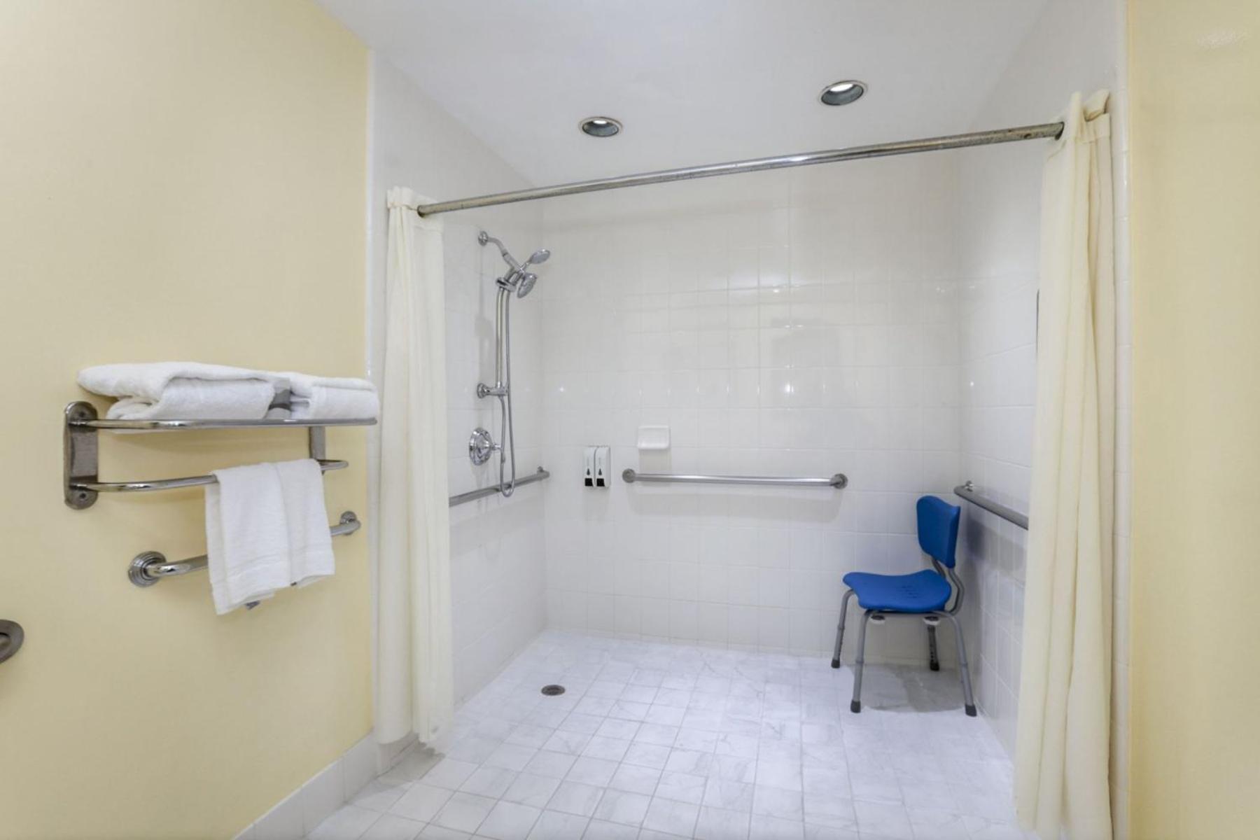 Campbell Inn Hotel Экстерьер фото